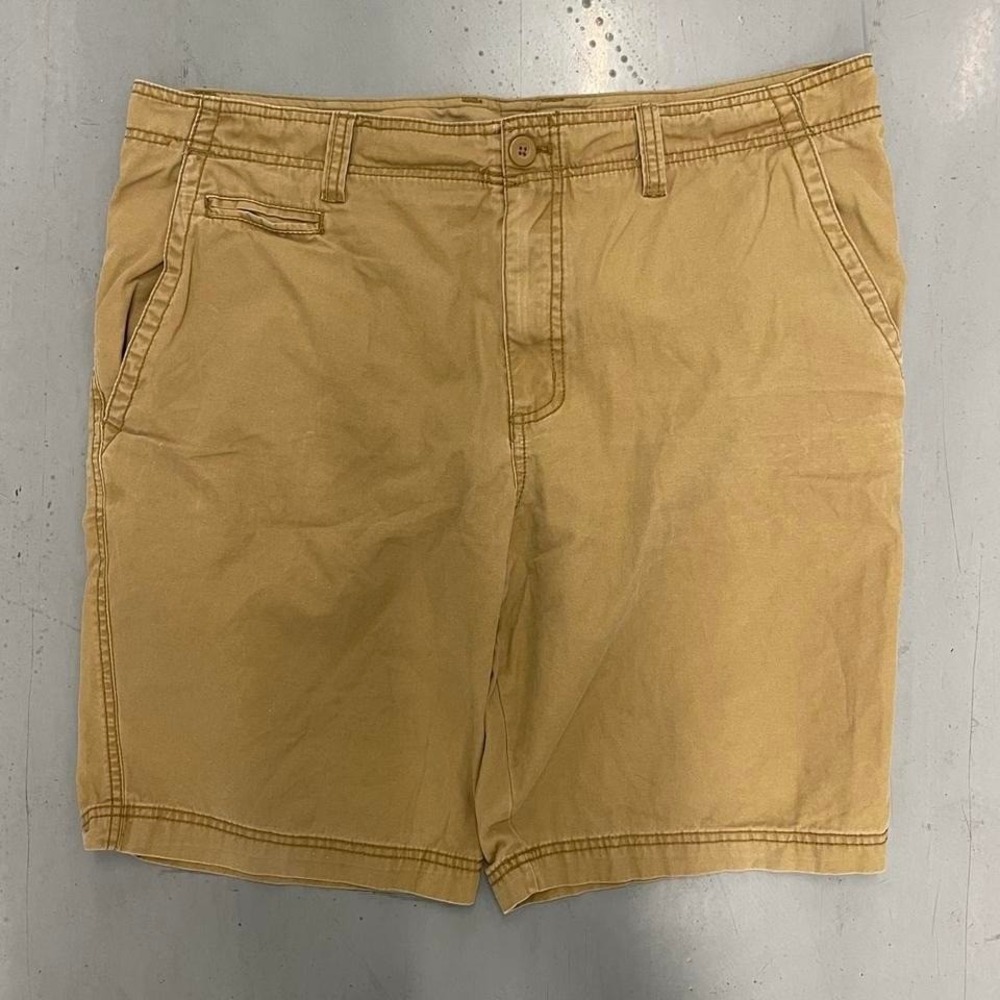 Y2K Faded Glory‎ khaki shorts with sick tag